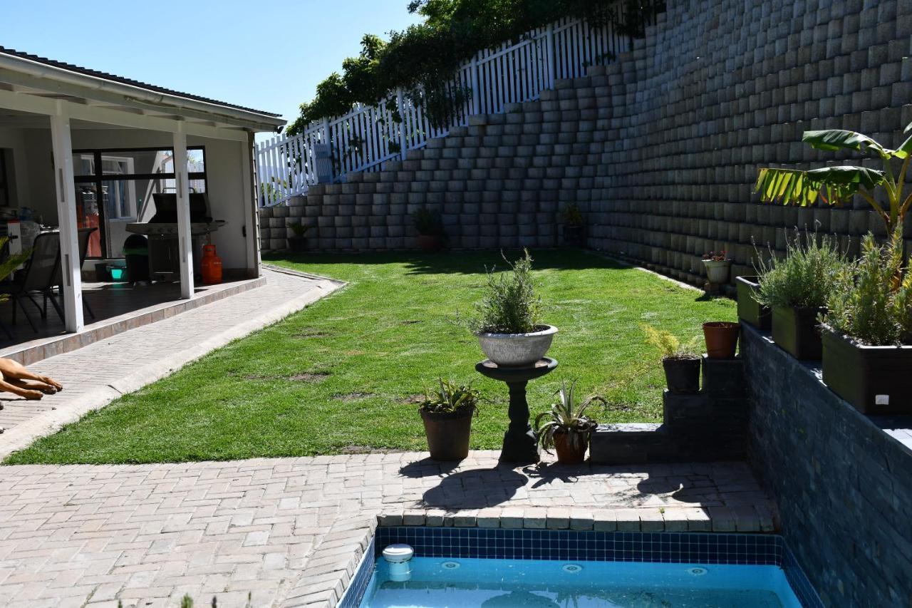 Friendz Guesthouse Knysna Eksteriør billede