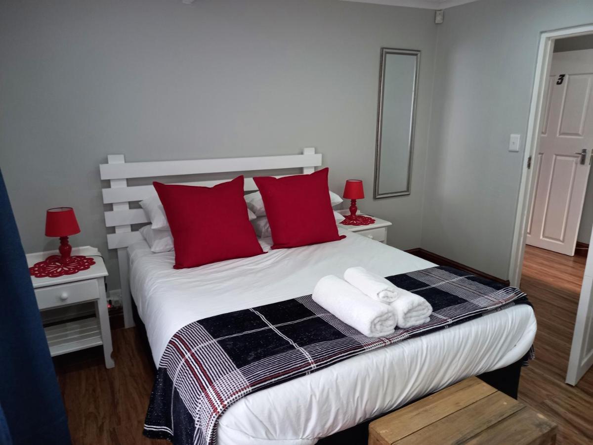 Friendz Guesthouse Knysna Eksteriør billede