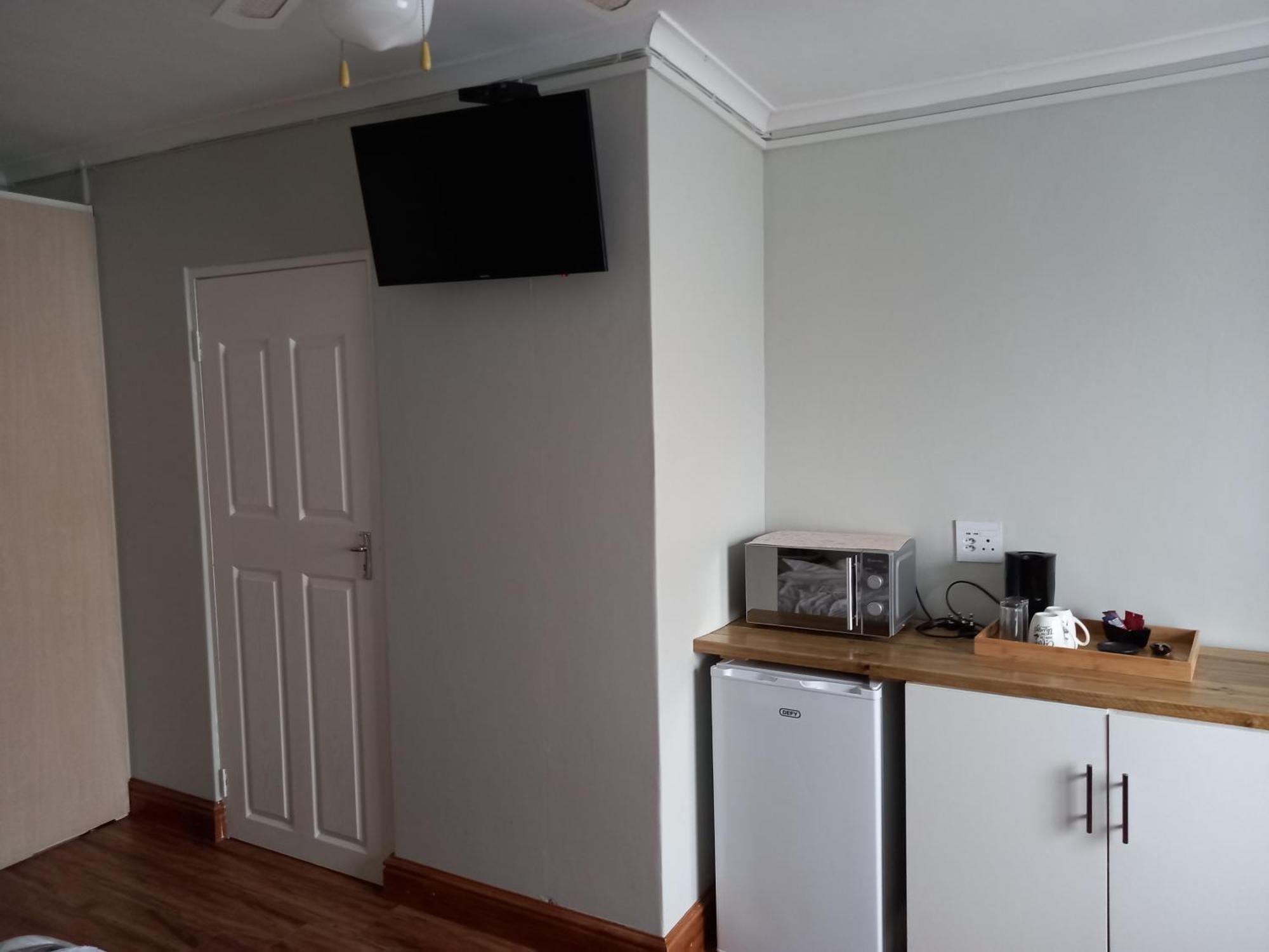 Friendz Guesthouse Knysna Værelse billede