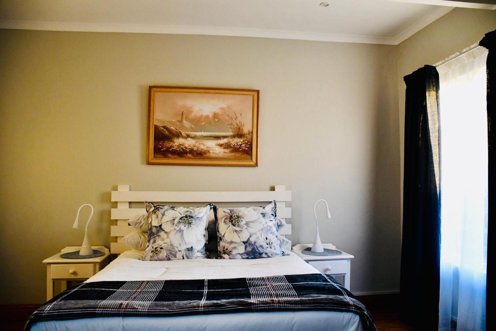 Friendz Guesthouse Knysna Værelse billede